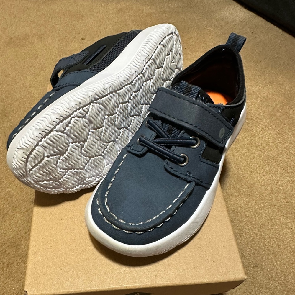 EUC Sperry Bowin Jr in Navy Toddler size 9